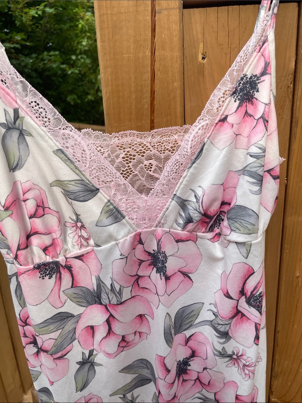 La Vie En Rose Pink and Gray Floral Lace-Trim Chemise - Picture 6 of 6